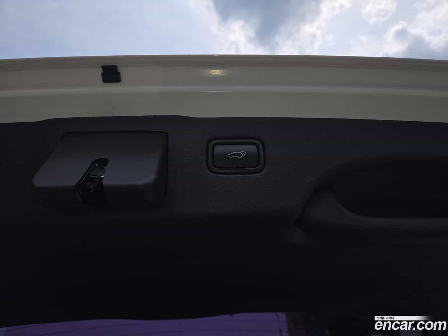 Sorento Kia 2017.0-OPTION-020