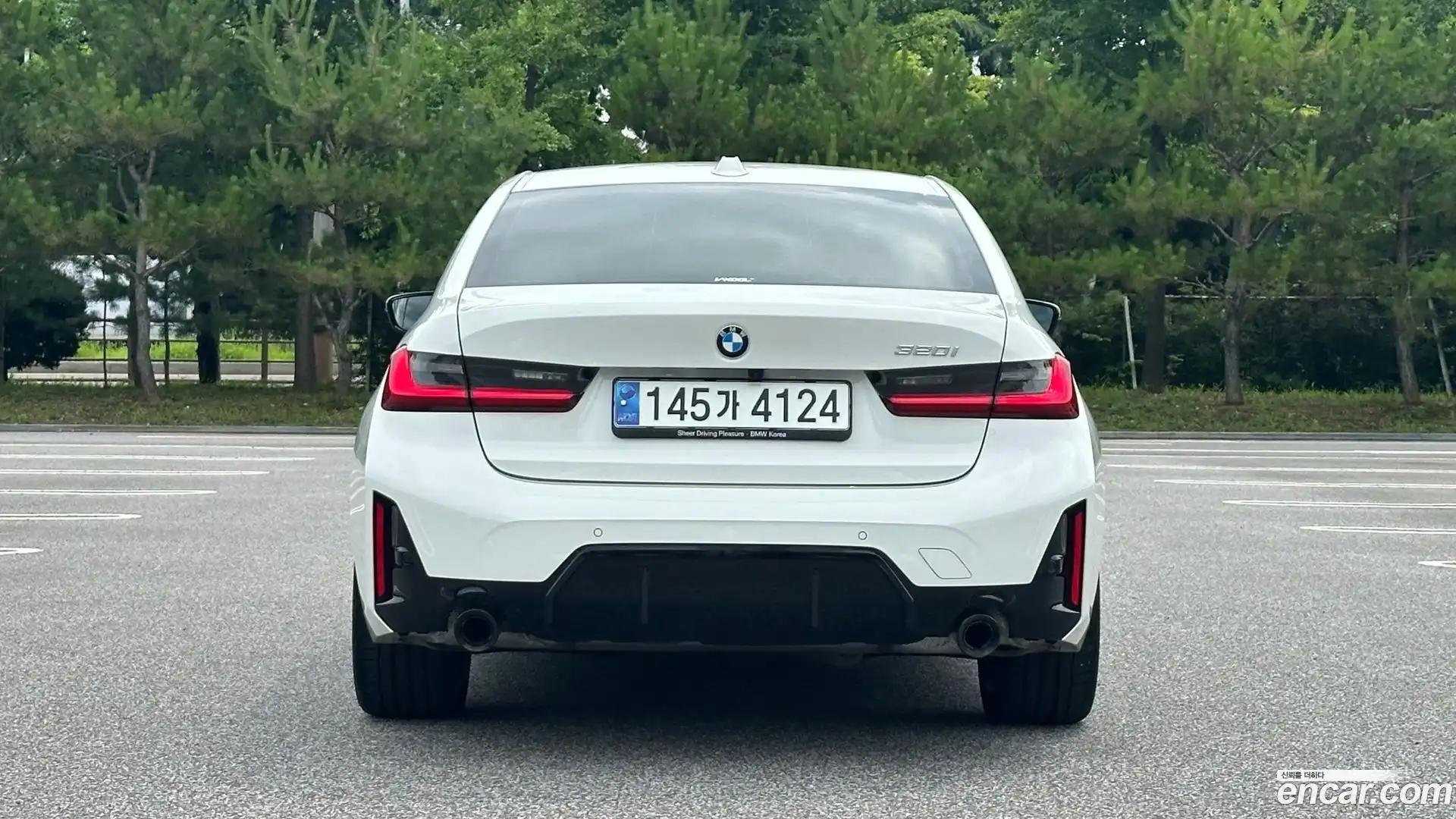 3-Series BMW 2023.8-OUTER-004