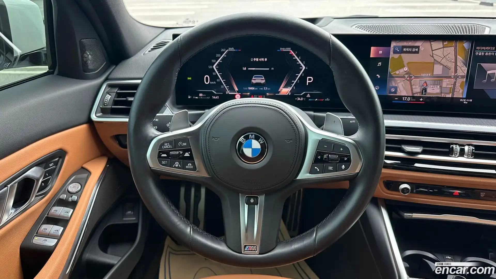 3-Series BMW 2023.8-INNER-010