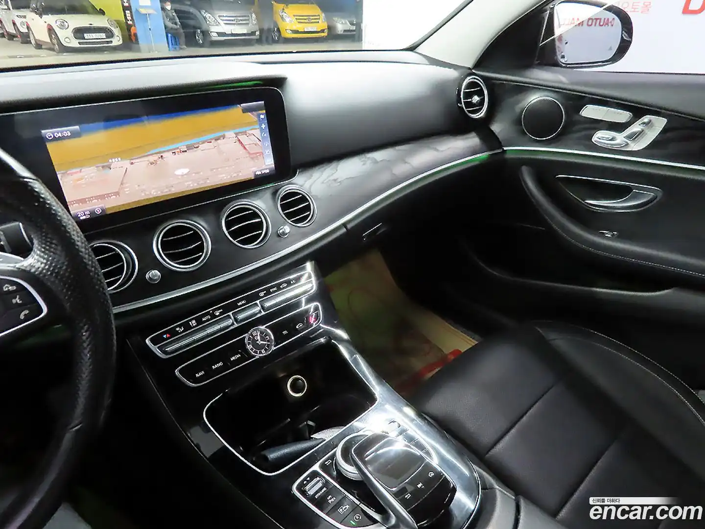 E-Class Mercedes-Benz 2016.11-INNER-010