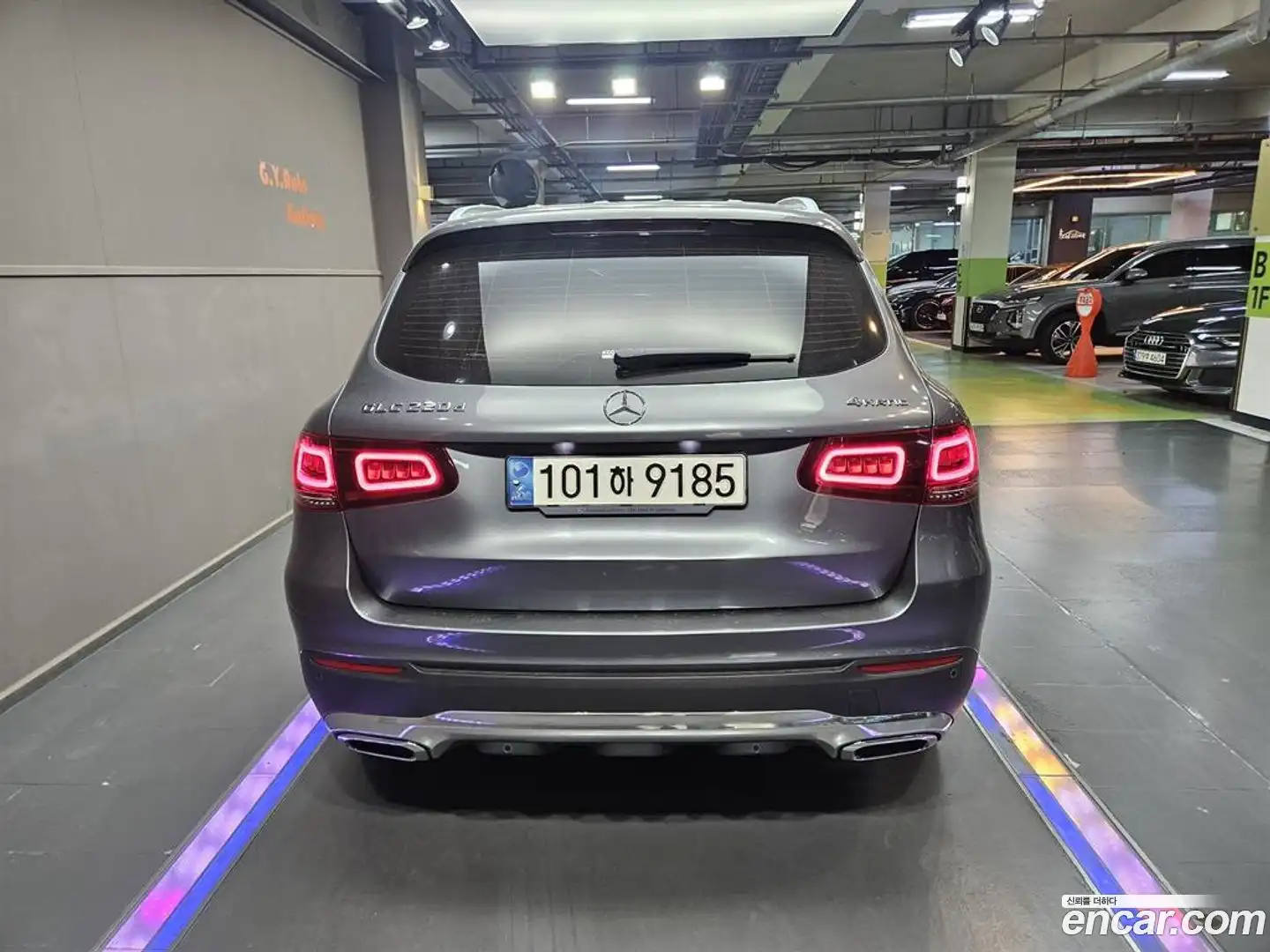 GLC-Class Mercedes-Benz 2022.8-OUTER-005