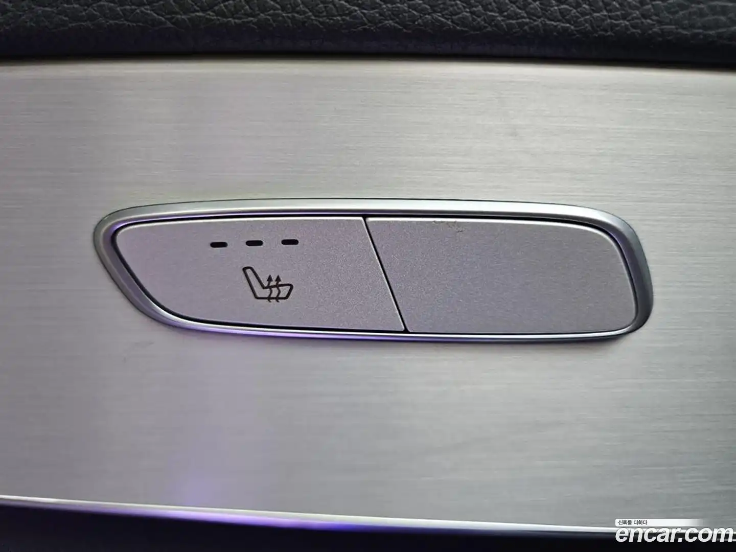 GLC-Class Mercedes-Benz 2022.8-OPTION-018