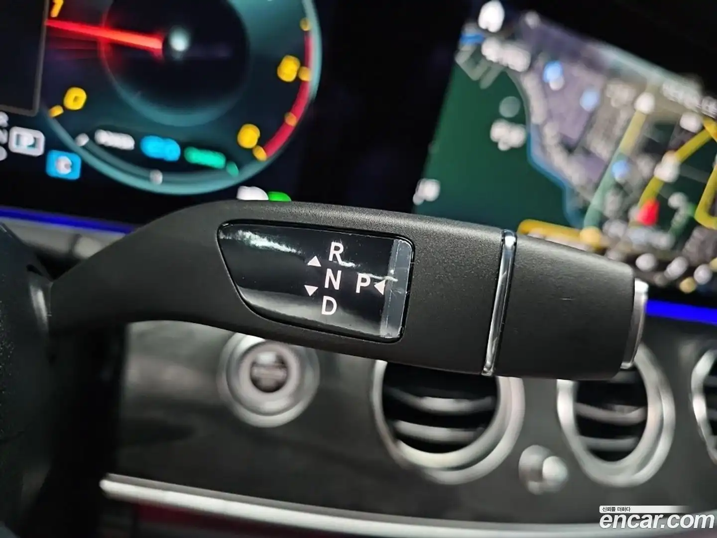 E-Class Mercedes-Benz 2023.11-INNER-009