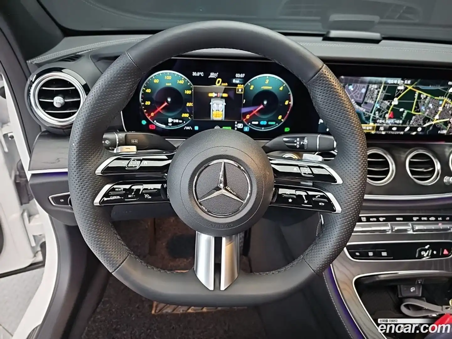 E-Class Mercedes-Benz 2023.11-OPTION-015