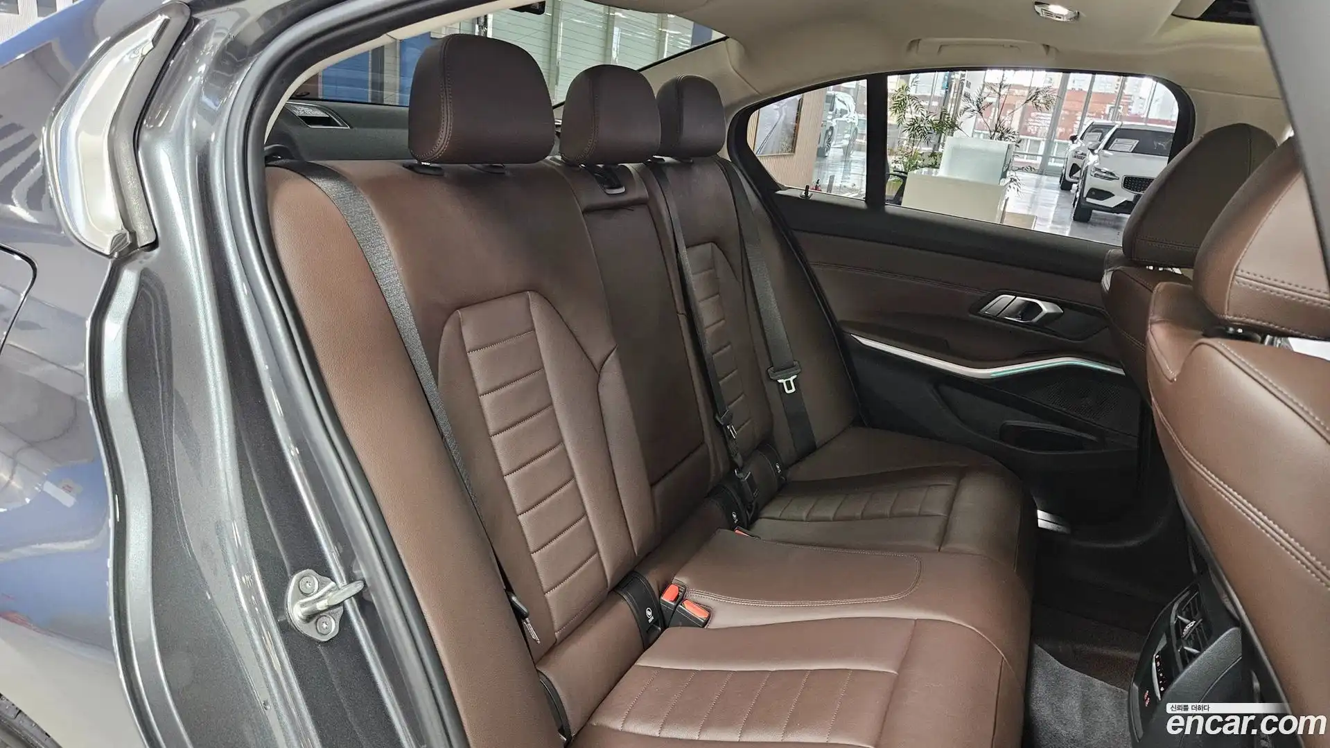 3-Series BMW 2022.5-INNER-010