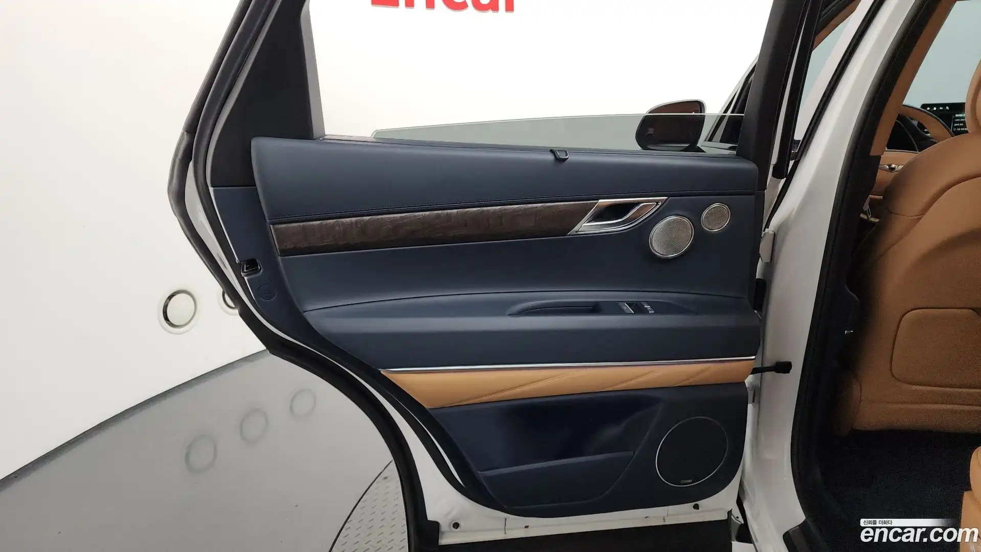 GV80 Genesis 2022.1-INNER-035