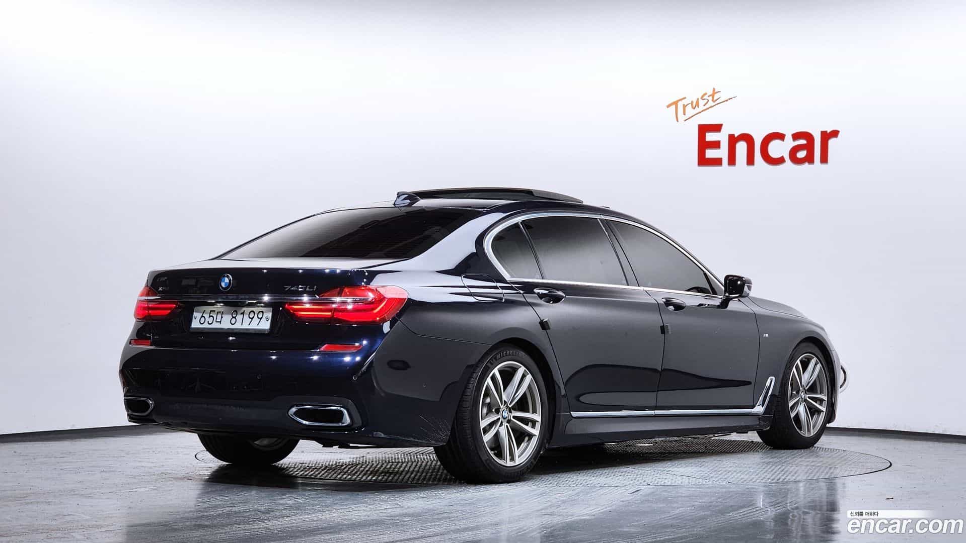 7-Series BMW 2018.3-OUTER-002