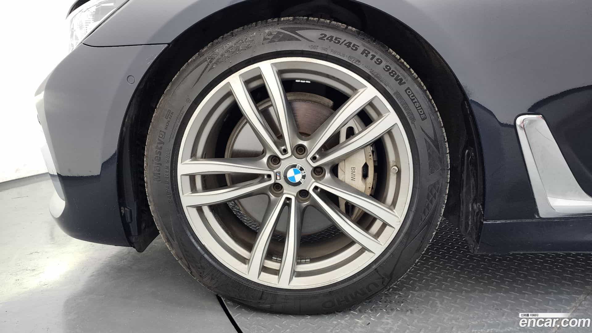 7-Series BMW 2018.3-OUTER-005