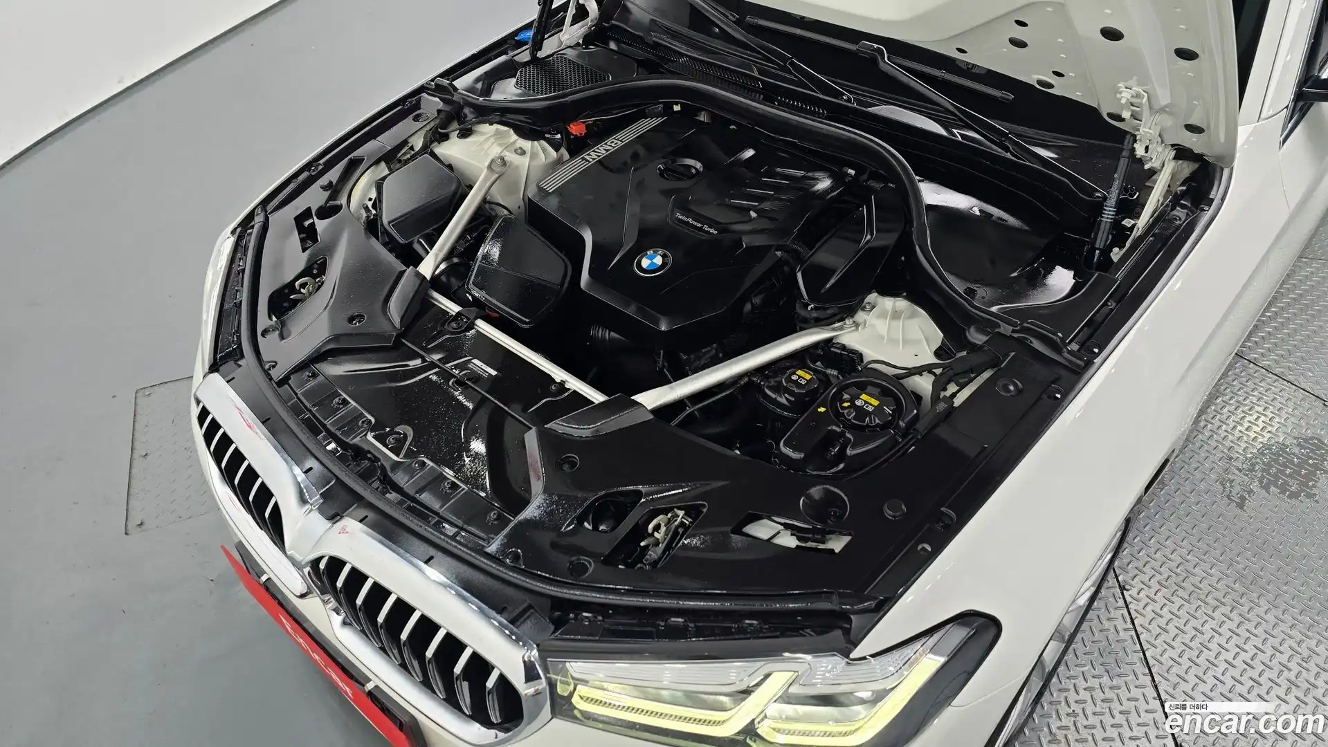 5-Series BMW 2022.4-OUTER-006