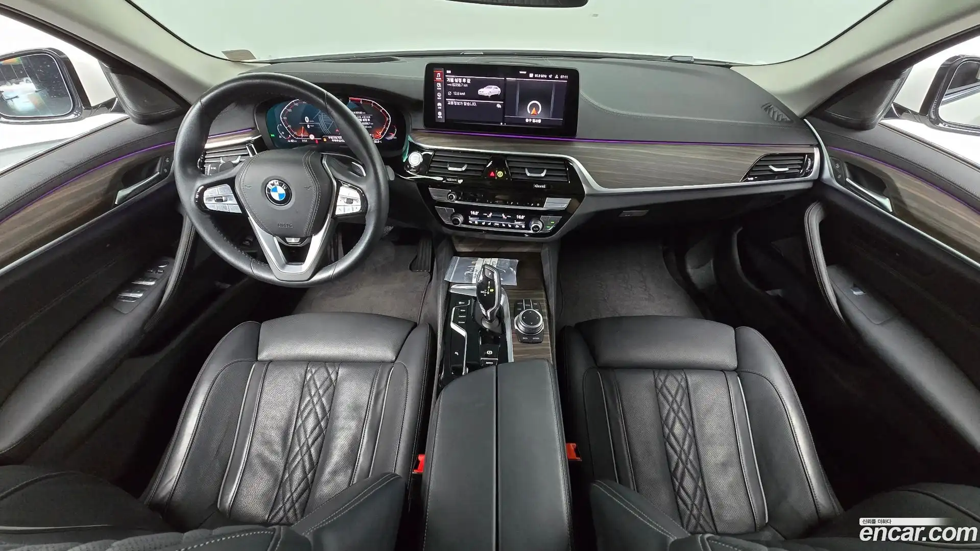 5-Series BMW 2022.4-INNER-007