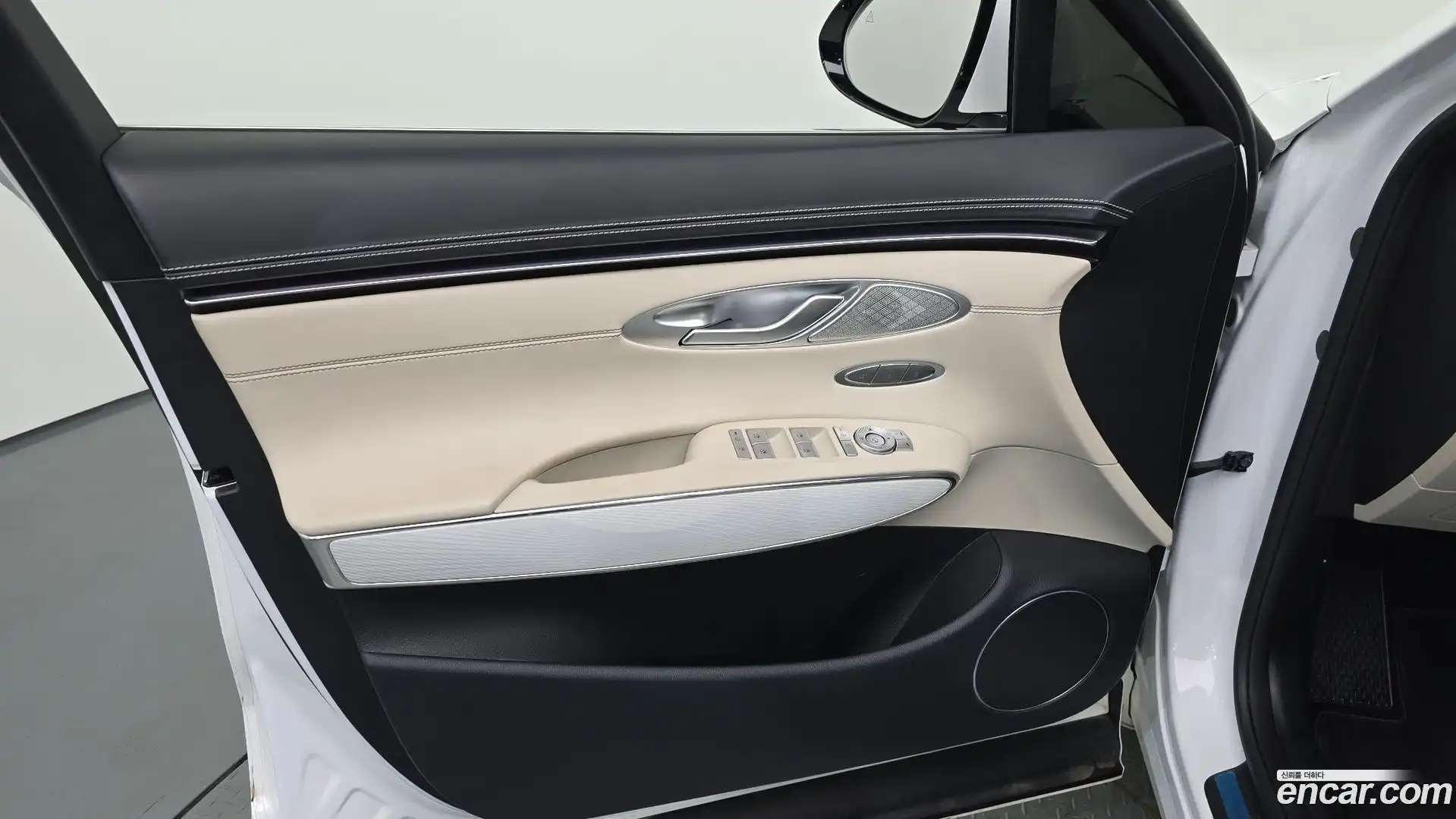 GV70 Genesis 2024.6-INNER-034