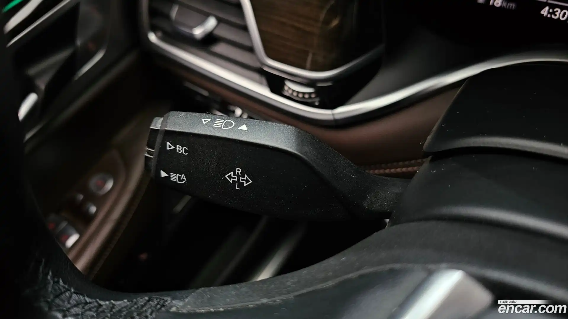 7-Series BMW 2021.5-OPTION-024