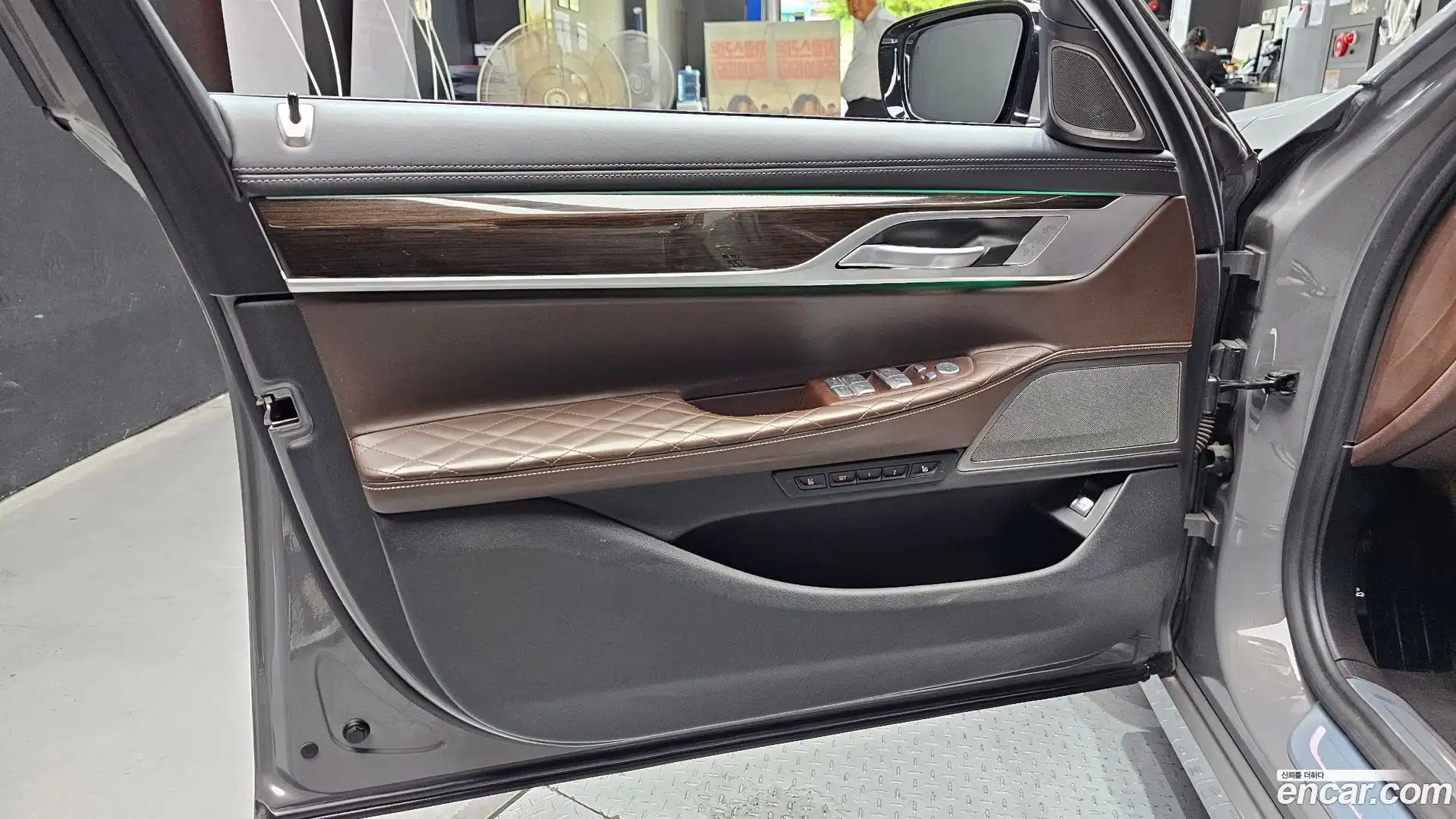 7-Series BMW 2021.5-INNER-034