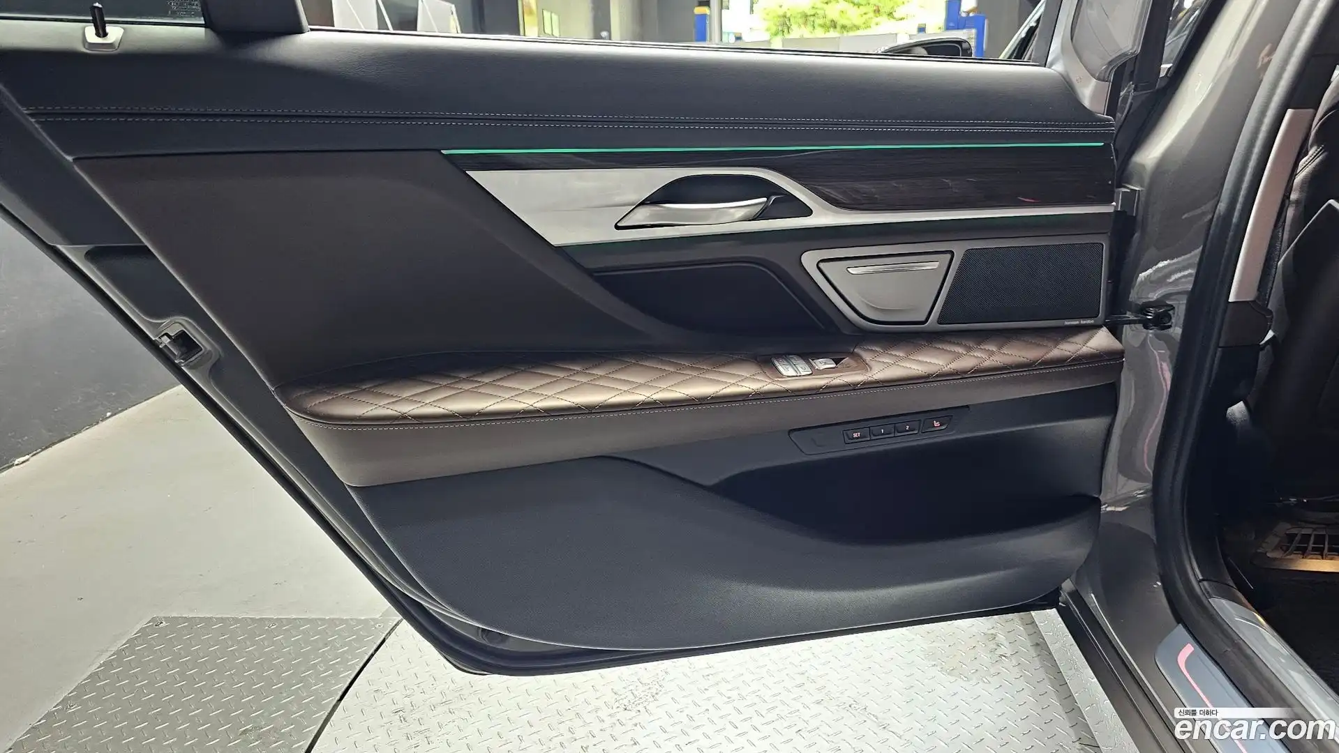 7-Series BMW 2021.5-INNER-035