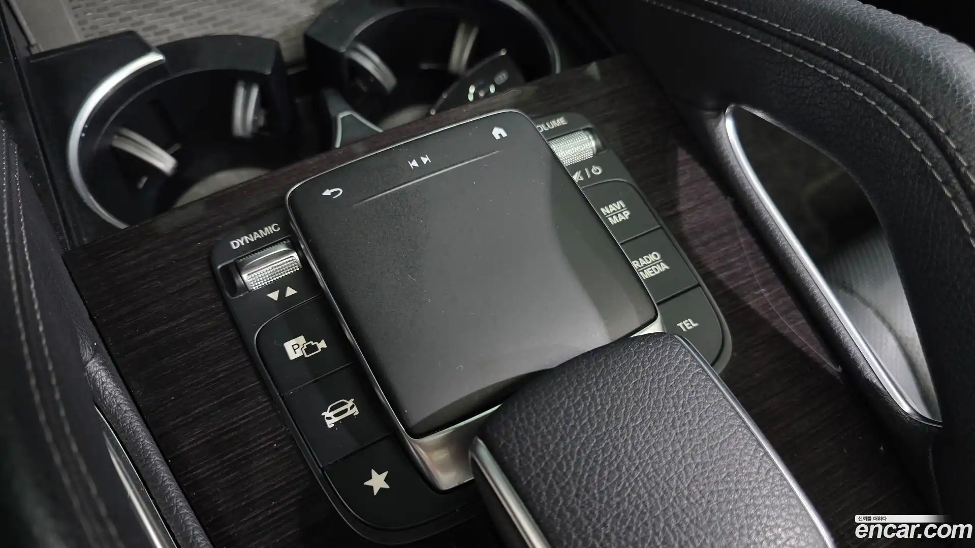 GLE-Class Mercedes-Benz 2021.2-OPTION-021