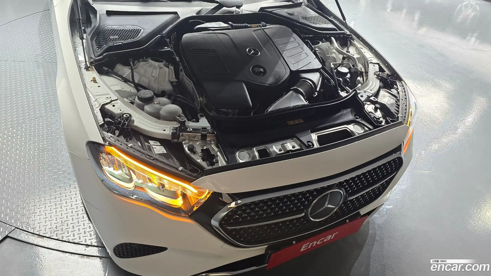 E-Class Mercedes-Benz 2024.8-OUTER-006