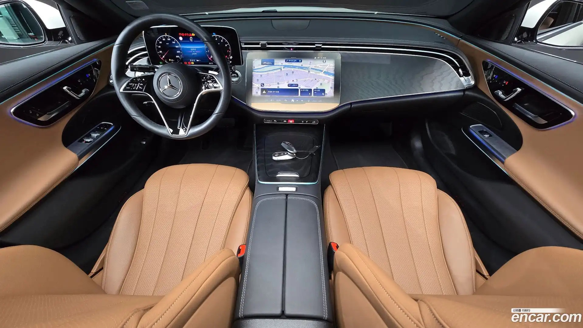 E-Class Mercedes-Benz 2024.8-INNER-007