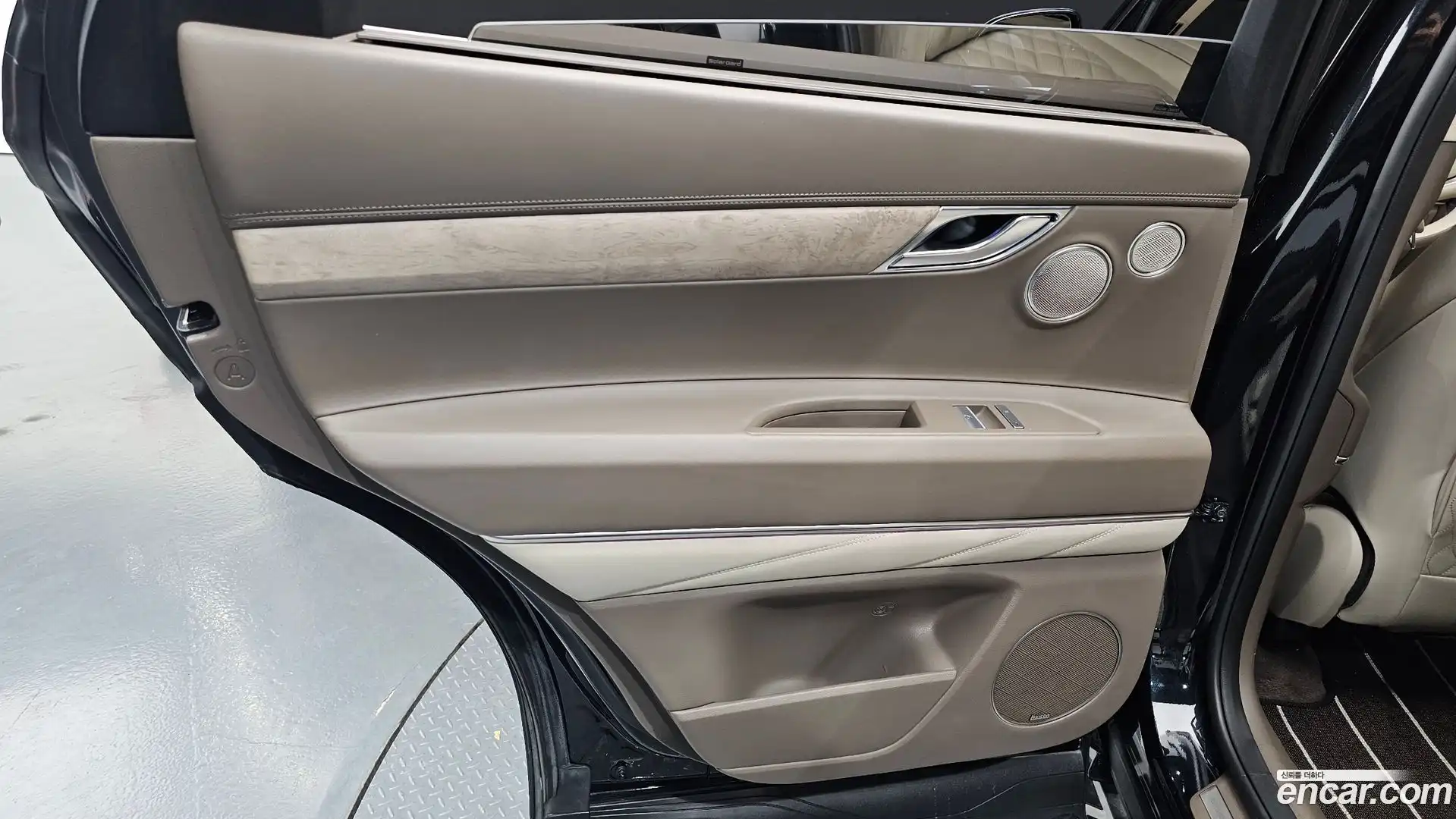 GV80 Genesis 2021.0-INNER-035