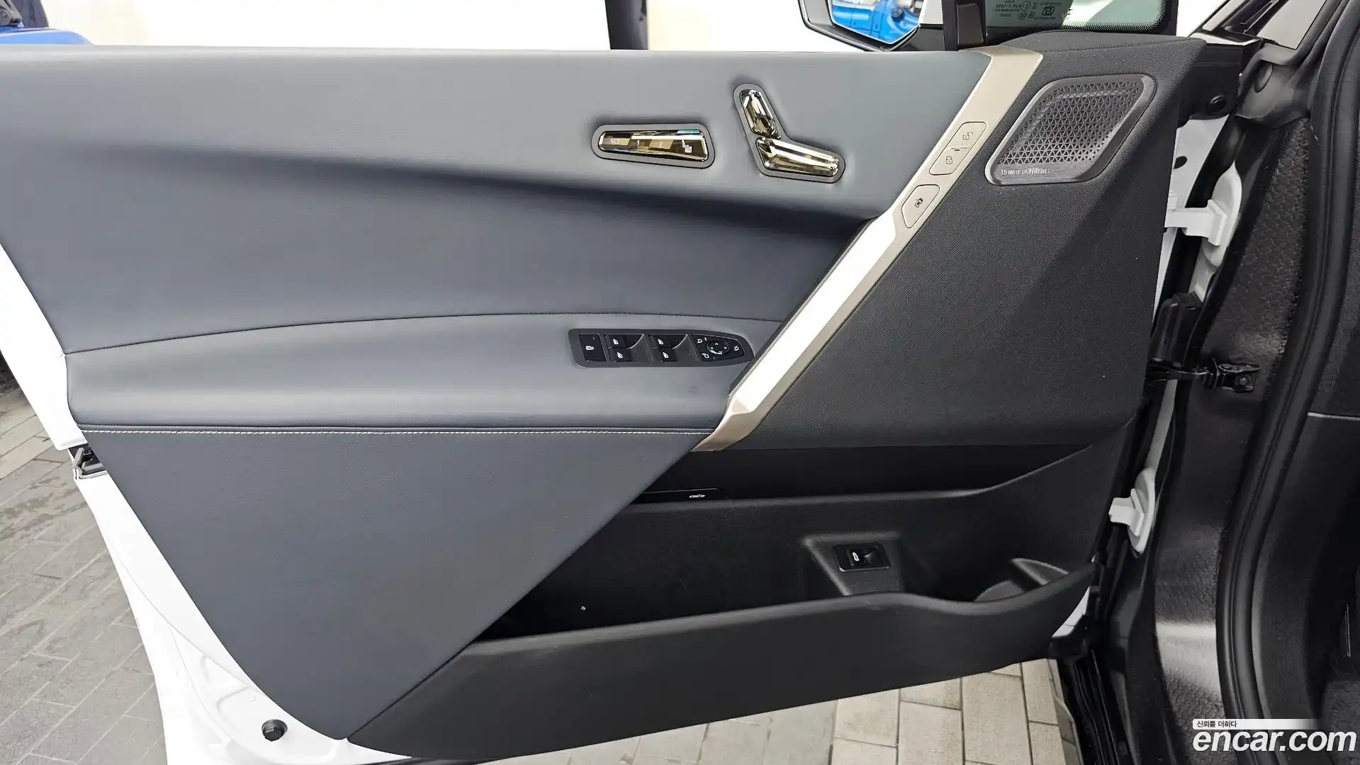 iX BMW 2023.8-INNER-034