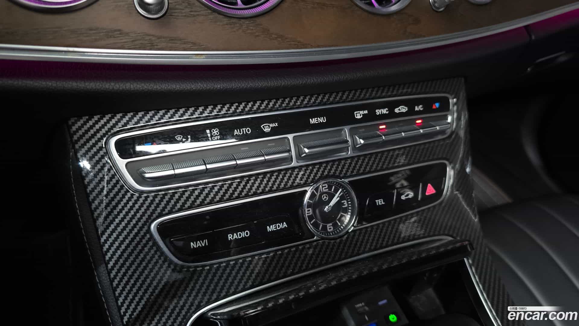 E-Class Mercedes-Benz 2017.6-OPTION-023