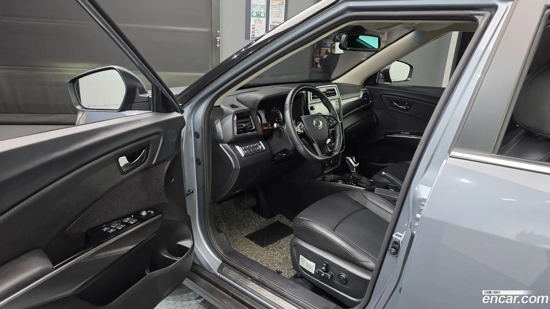 TIBOLI KG Mobility 2019.10-INNER-010