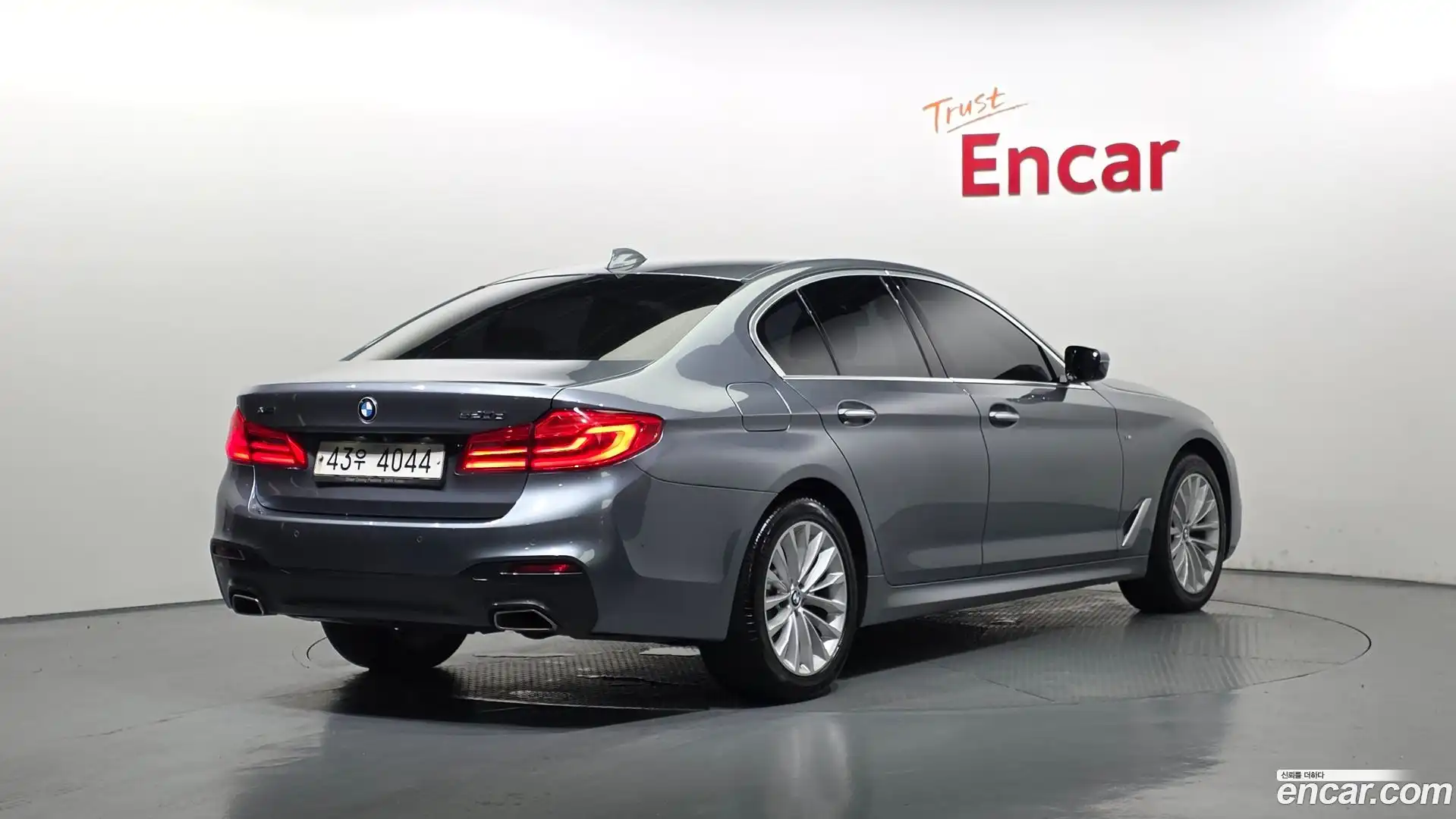 5-Series BMW 2018.4-OUTER-002