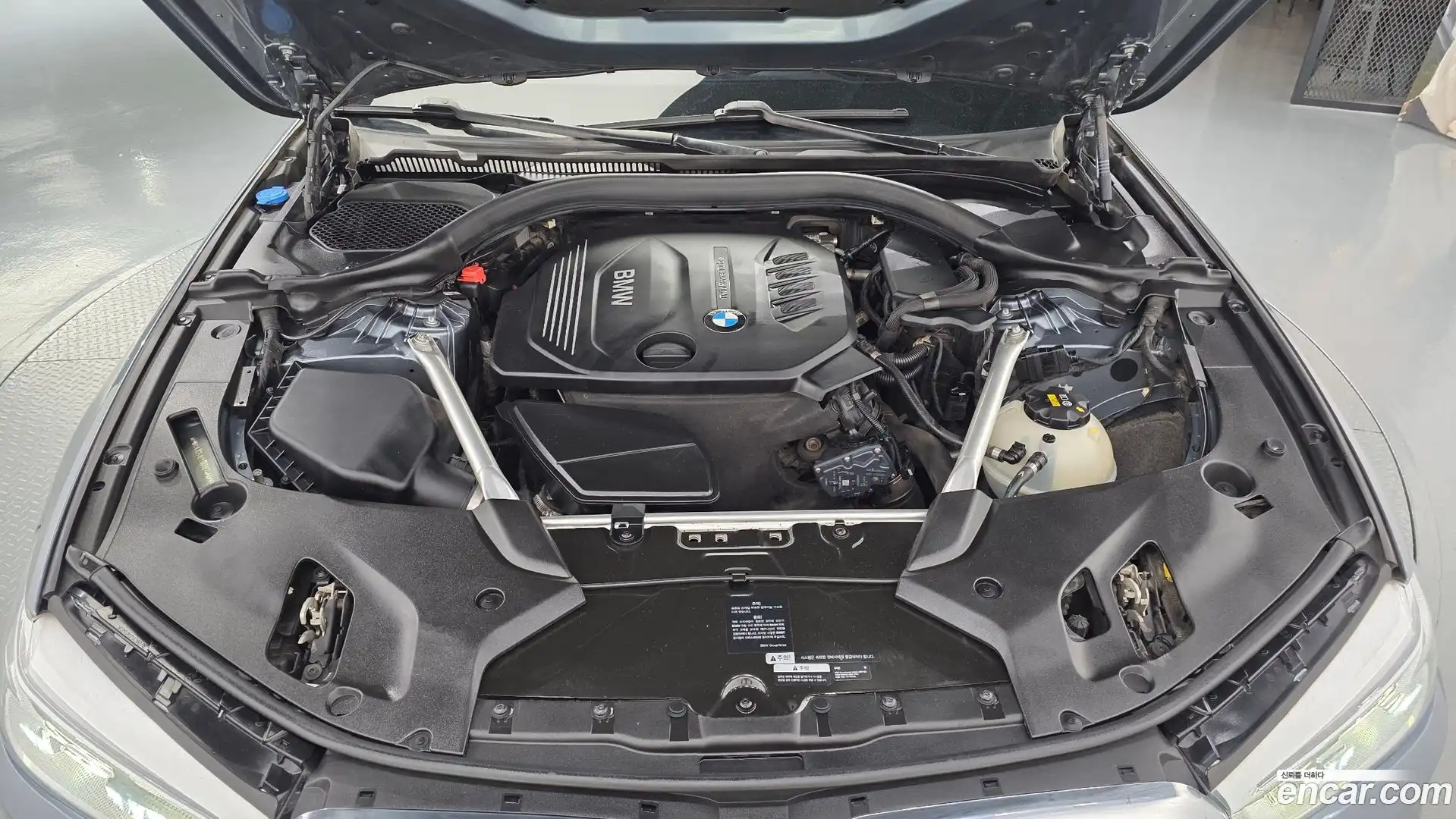 5-Series BMW 2018.4-OUTER-006