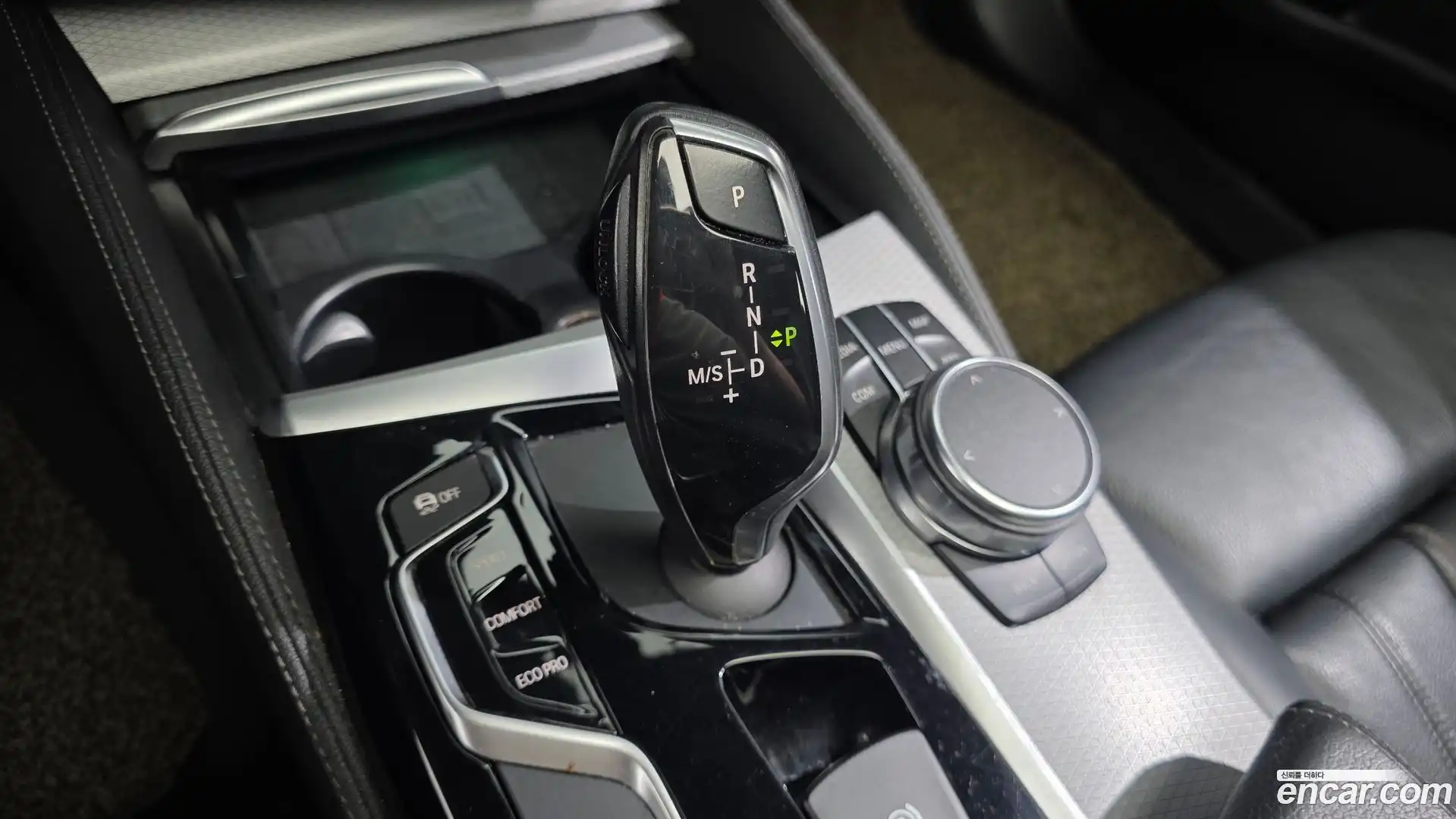 5-Series BMW 2018.4-INNER-009
