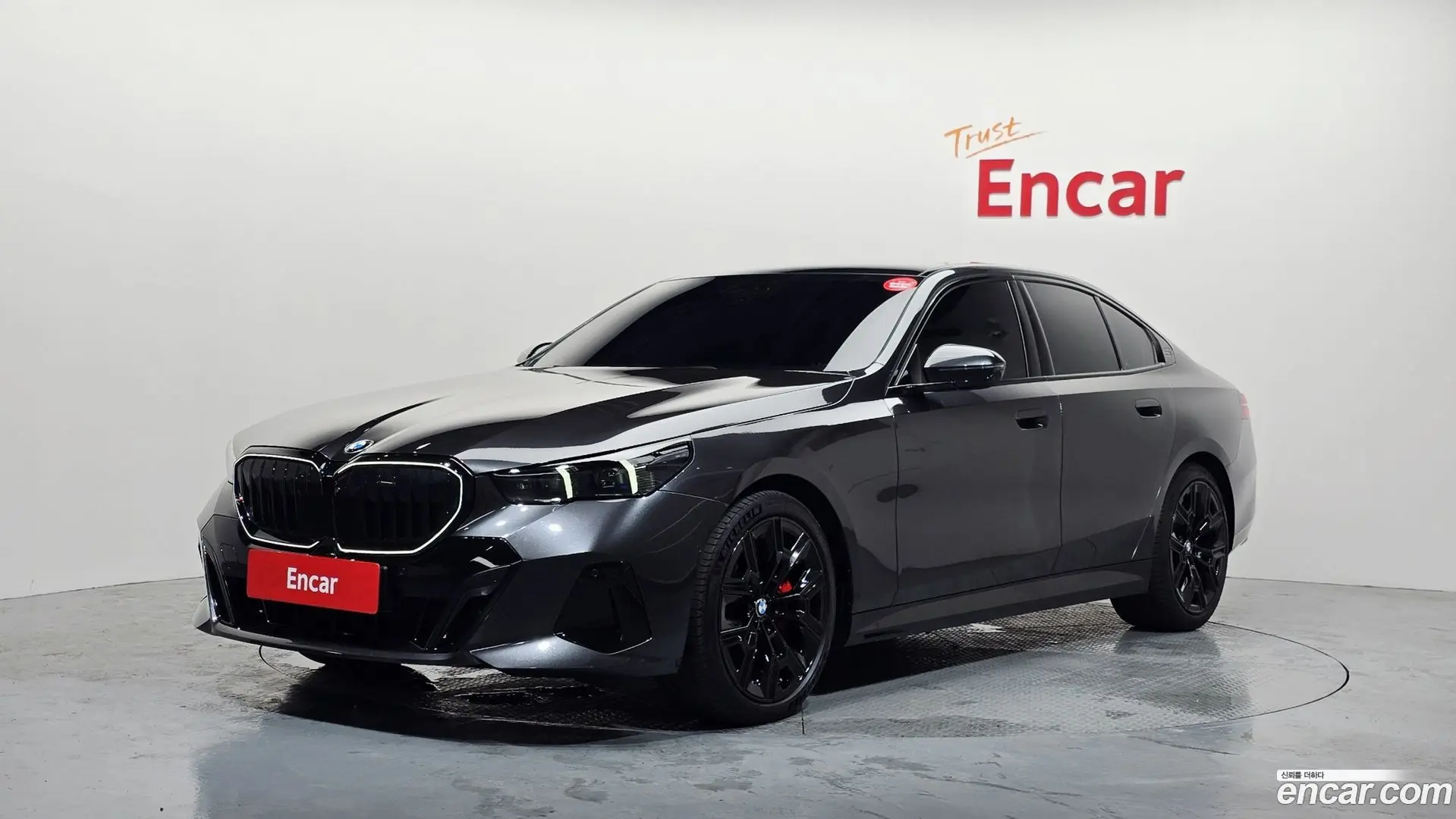 Main__Slider__Photo:5-Series BMW 2025.11-0