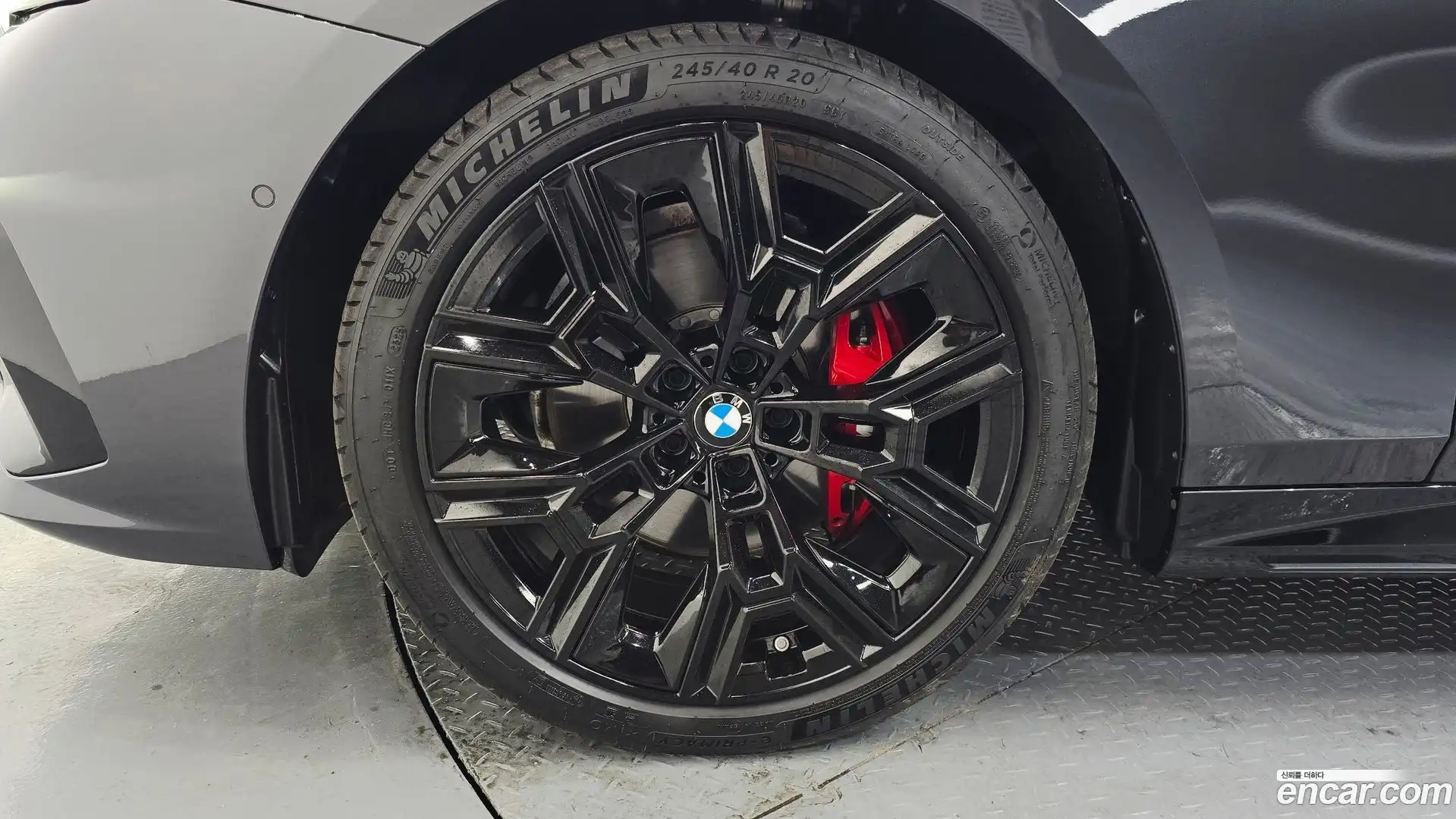 5-Series BMW 2025.11-OUTER-005