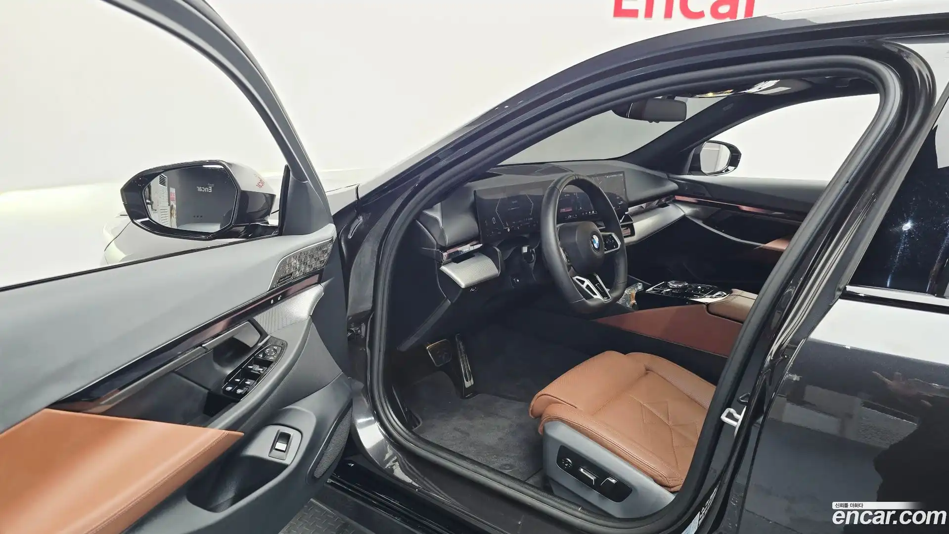 5-Series BMW 2025.11-INNER-010