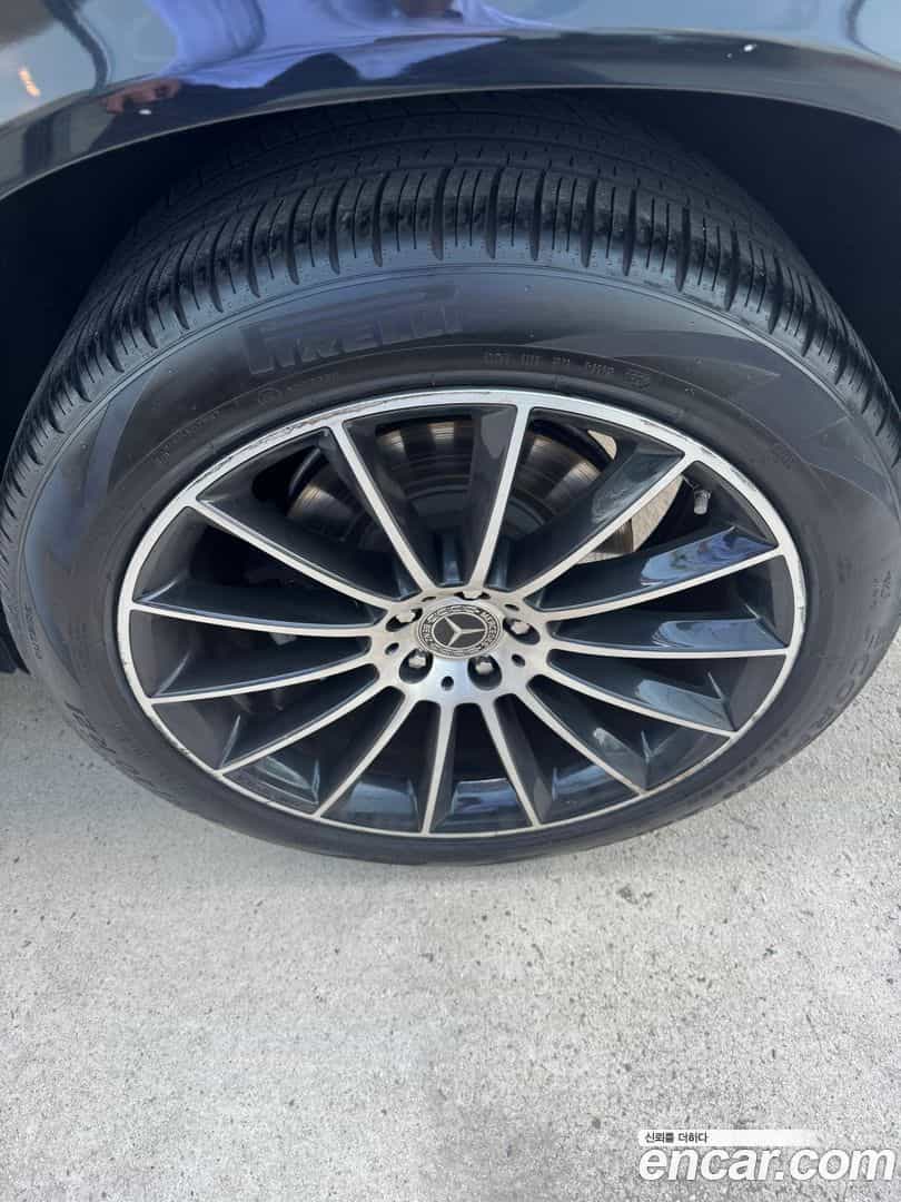 GLE-Class Mercedes-Benz 2022.5-INNER-007