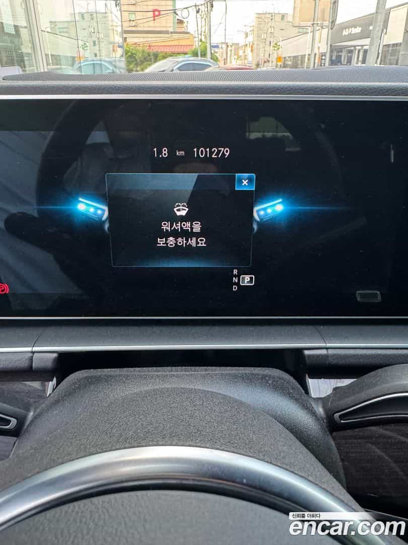 GLE-Class Mercedes-Benz 2022.5-INNER-010