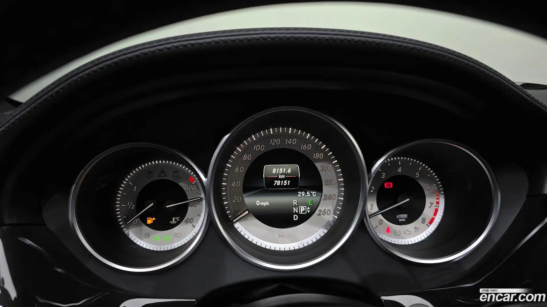 CLS-Class Mercedes-Benz 2016.8-INNER-008