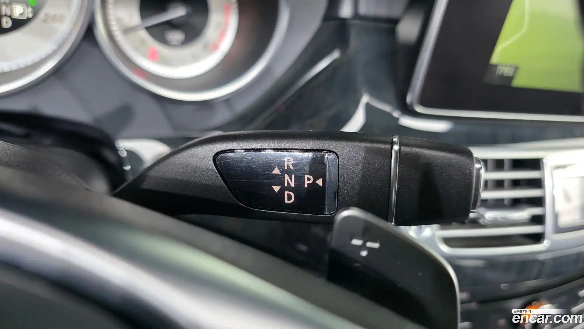 CLS-Class Mercedes-Benz 2016.8-INNER-009