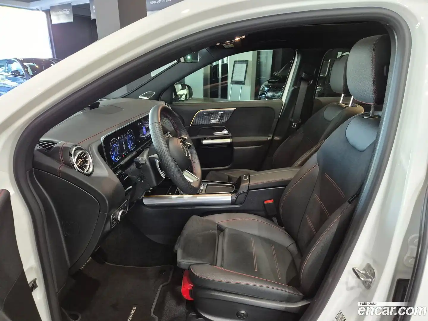 EQA Mercedes-Benz 2026.0-INNER-010