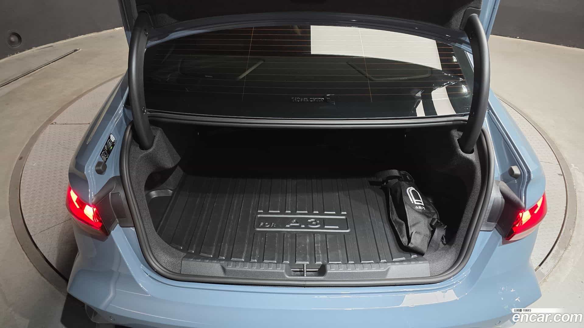 RS3 Audi 2025.9-OPTION-045