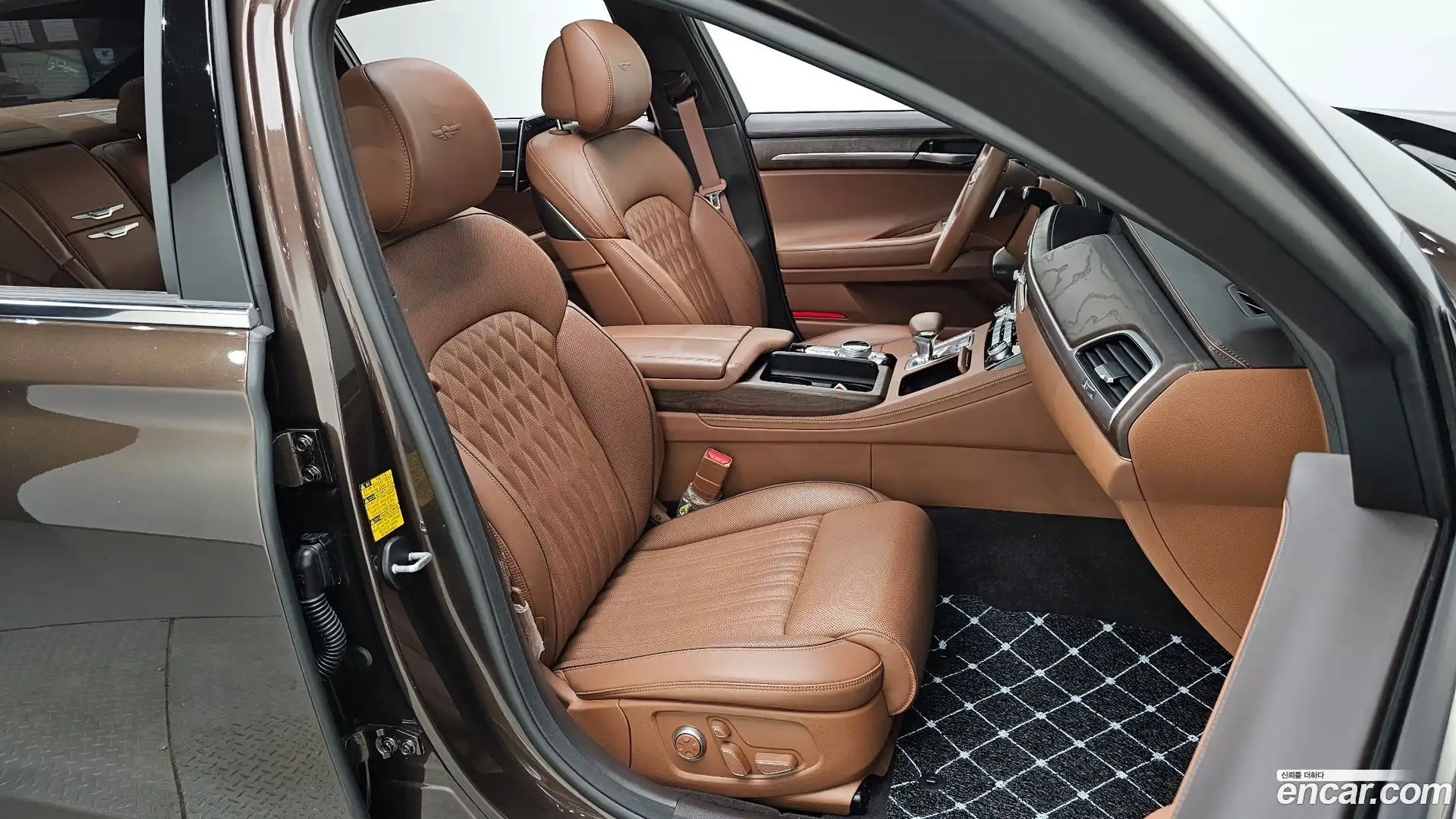 G90 Genesis 2021.3-INNER-036