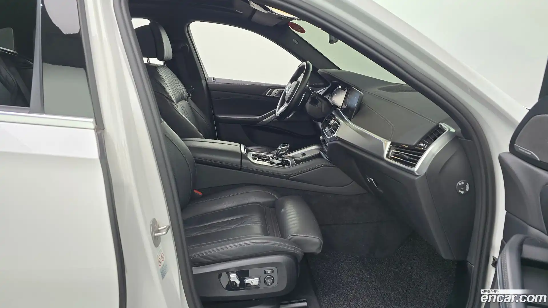 X6 BMW 2023.5-INNER-036