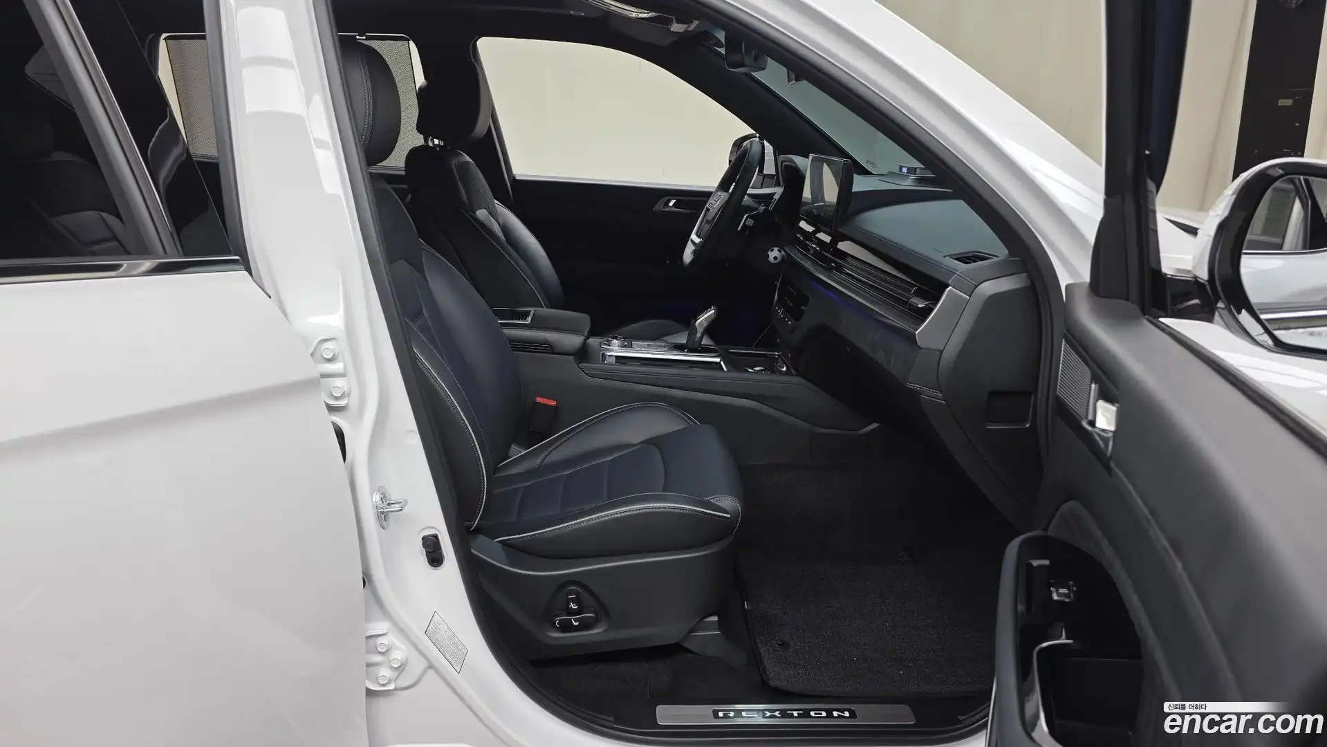 Rexton KG Mobility 2025.3-OPTION-015