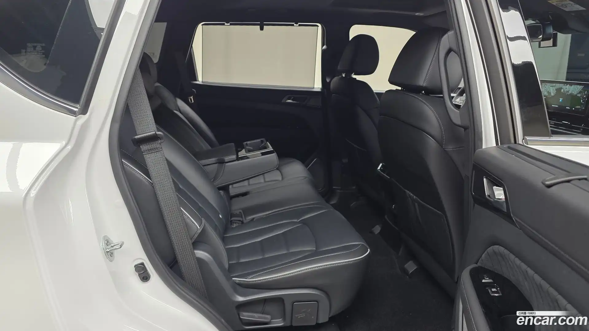 Rexton KG Mobility 2025.3-INNER-036