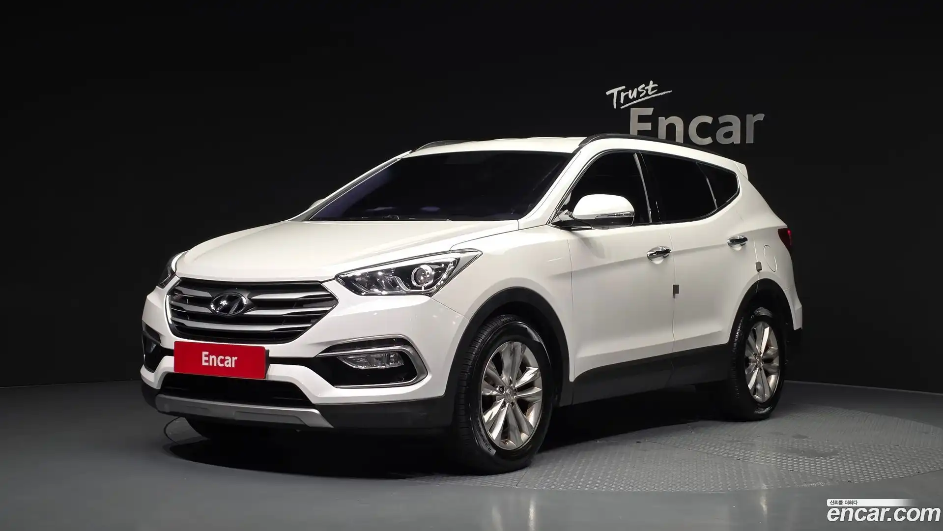 Santafe Hyundai 2016.0-OUTER-001