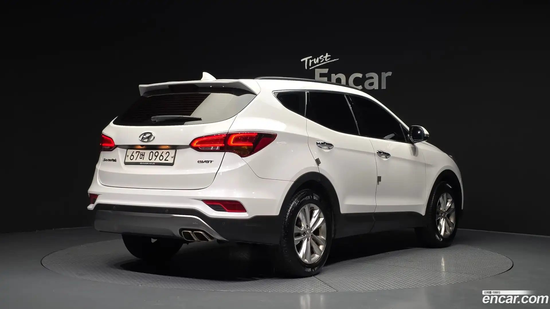 Santafe Hyundai 2016.0-OUTER-002