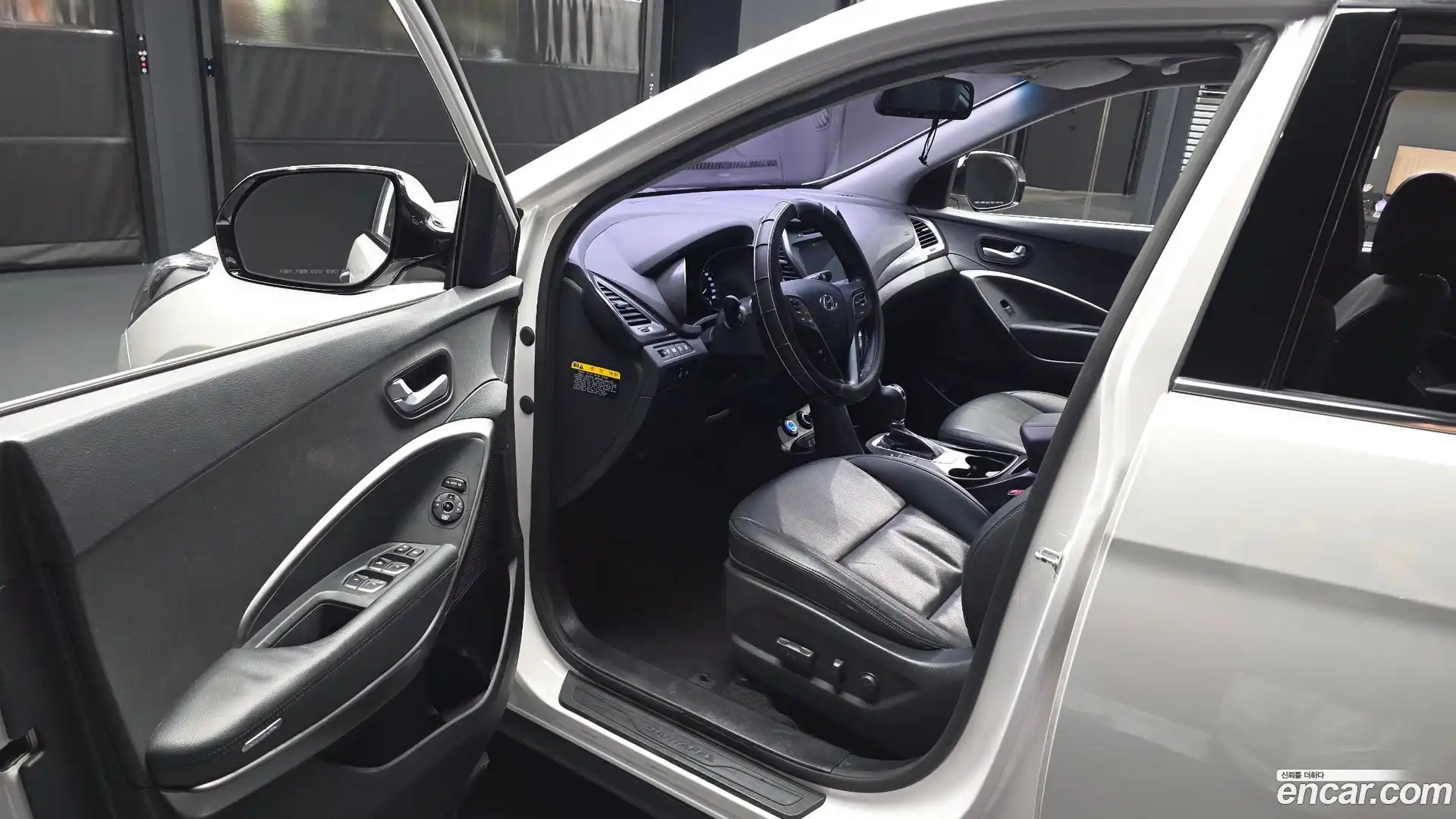 Santafe Hyundai 2016.0-INNER-010