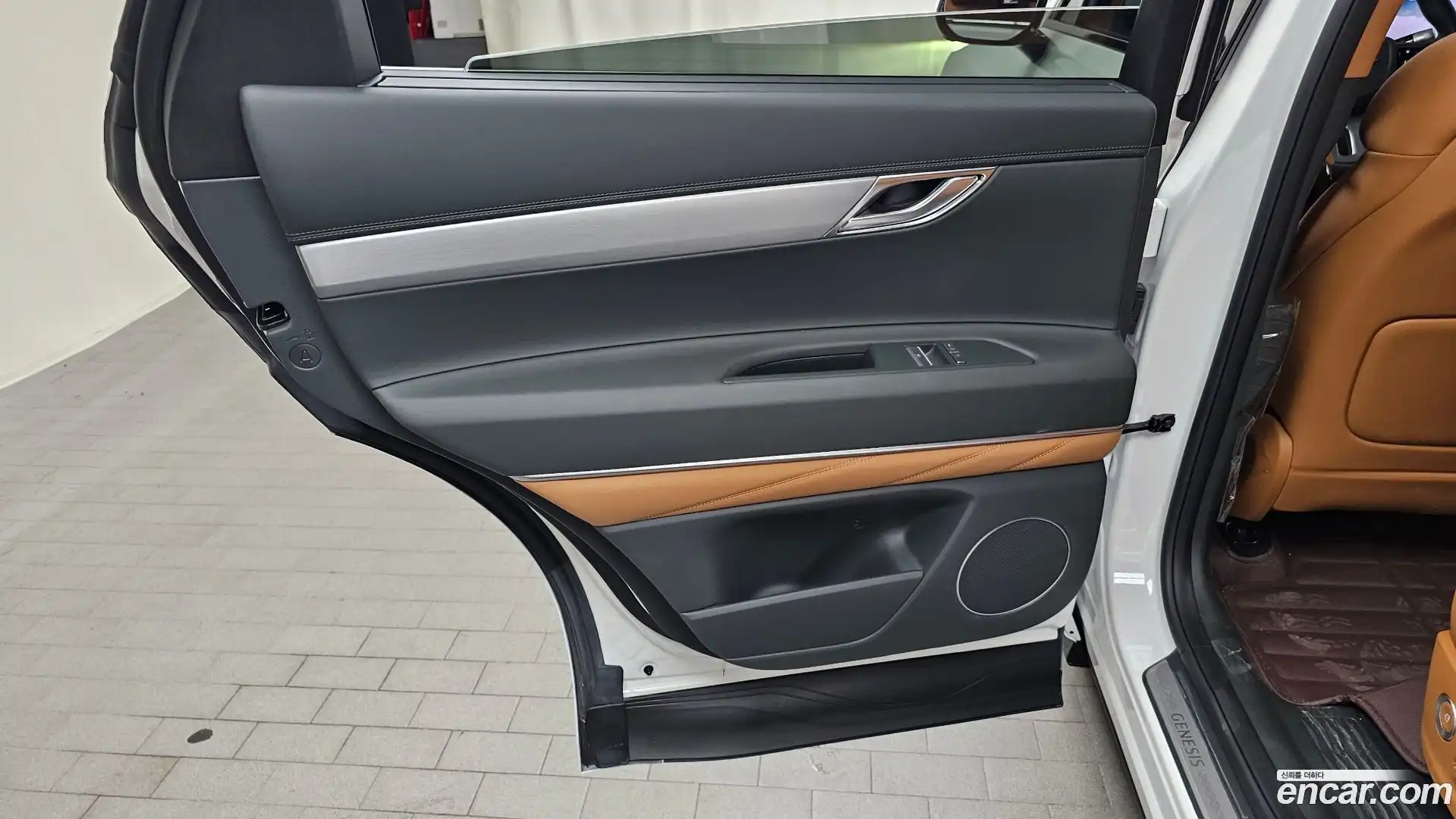 GV80 Genesis 2024.2-INNER-035