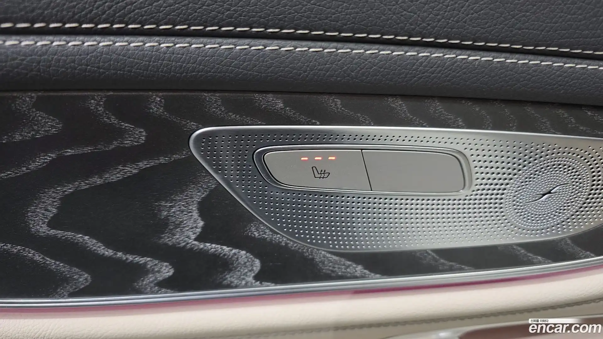 CLS-Class Mercedes-Benz 2021.3-OPTION-040