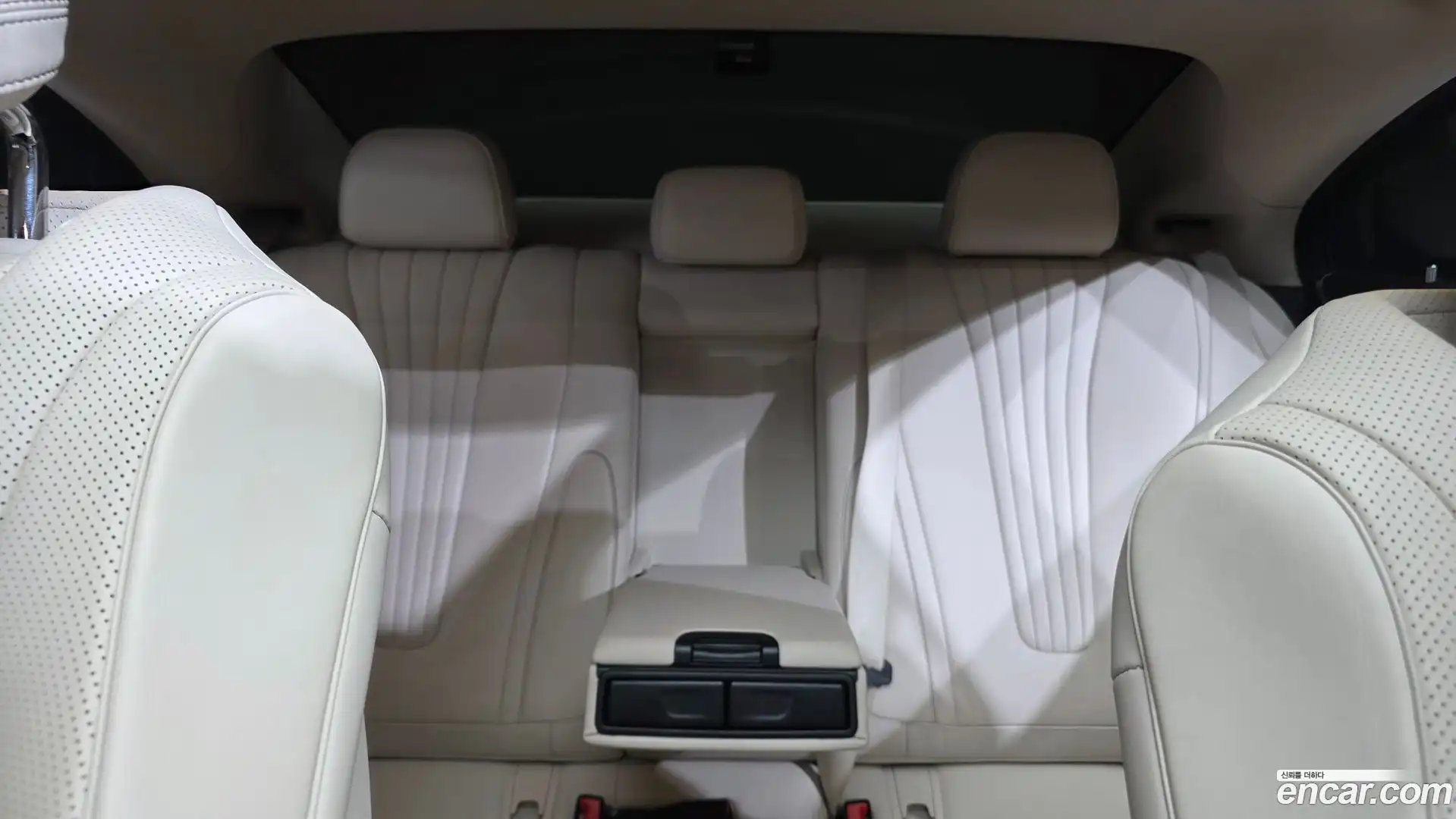 CLS-Class Mercedes-Benz 2021.3-OPTION-043