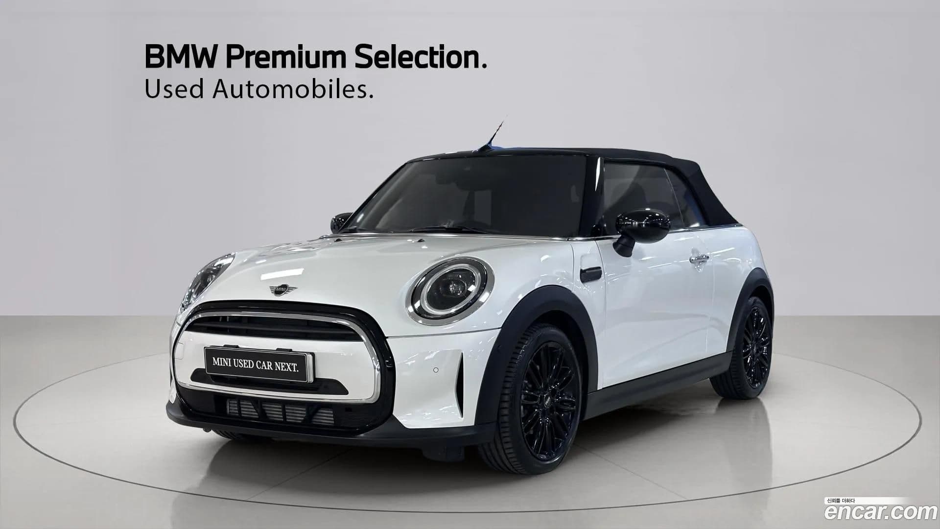 Main__Slider__Photo:Cooper Convertible Mini 2024.5-0
