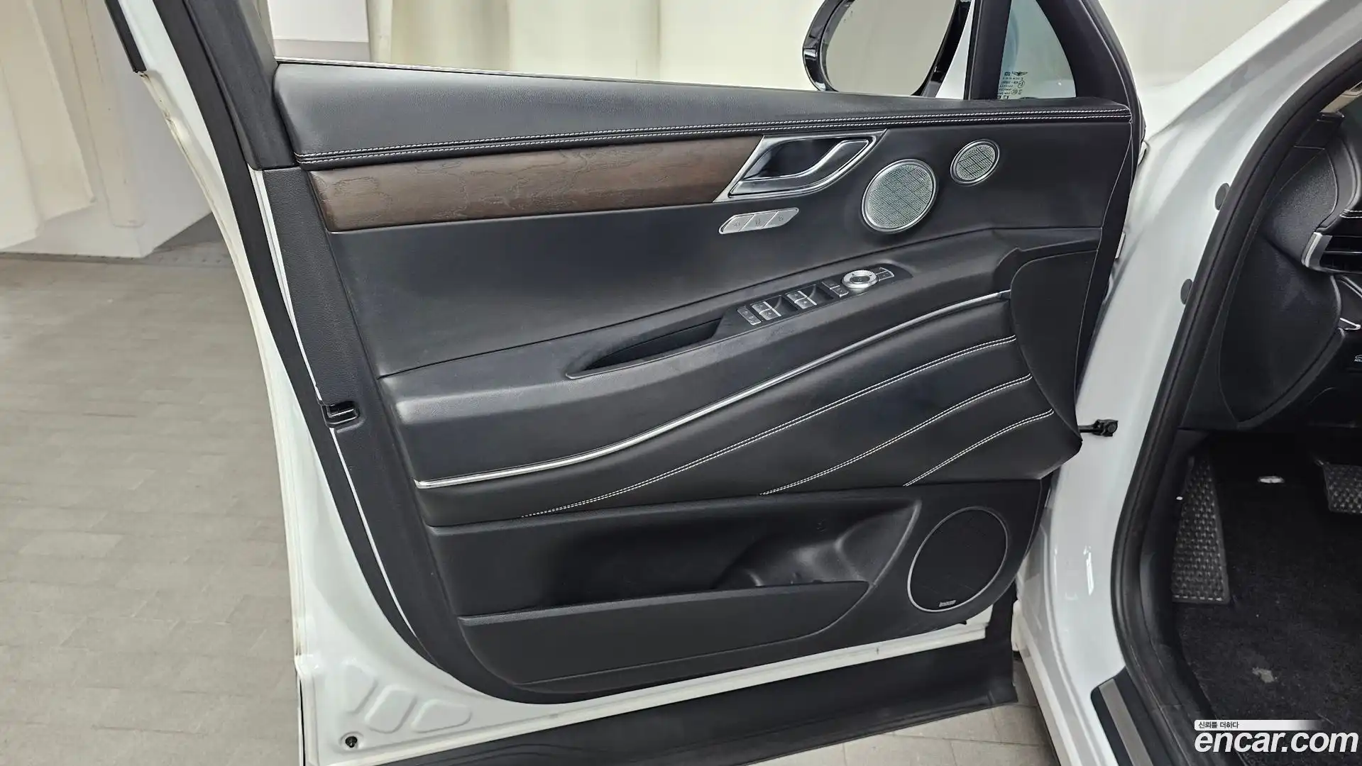 GV80 Genesis 2021.3-INNER-034