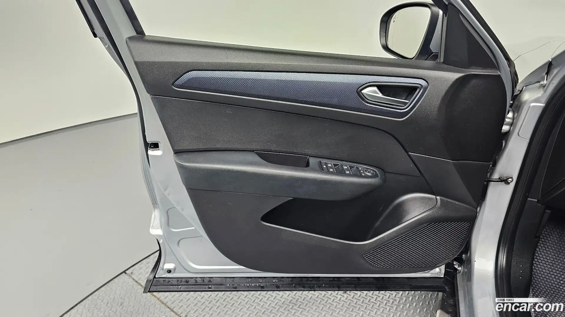 XM3 Renault Korea 2020.4-INNER-034